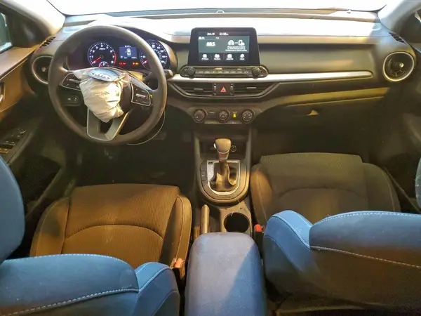 3KPF24AD9ME269785 2021 KIA FORTE - Image 8