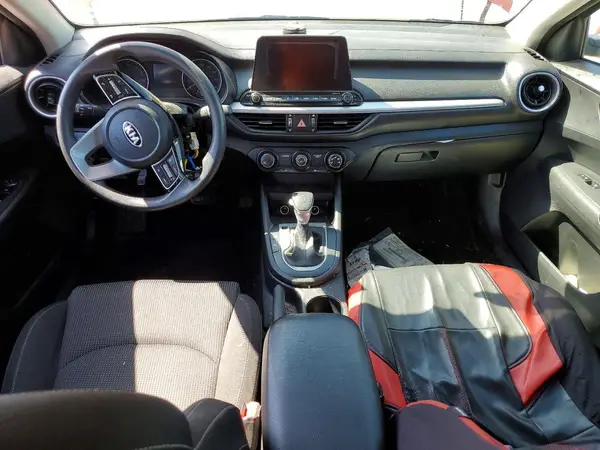 3KPF24AD9ME271391 2021 KIA FORTE - Image 8