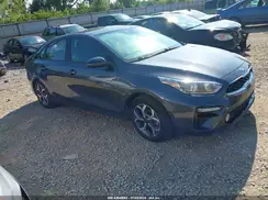 3KPF24AD9ME271598 2021 KIA FORTE