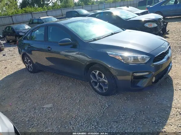 3KPF24AD9ME271598 2021 KIA FORTE - Image 1