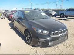 3KPF24AD9ME274131 2021 KIA FORTE
