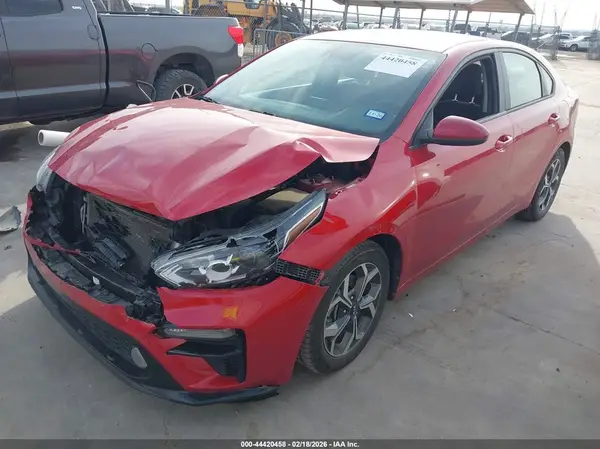 3KPF24AD9ME277353 2021 KIA FORTE - Image 2