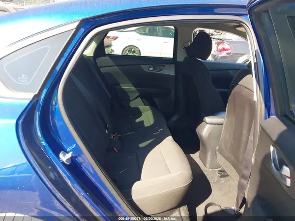 3KPF24AD9ME279510 2021 KIA FORTE - Image 8