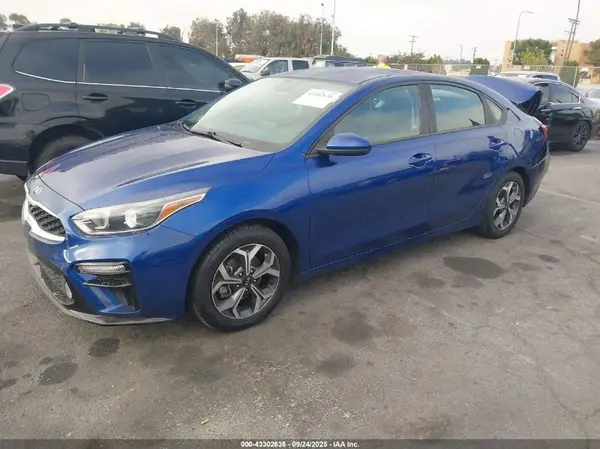 3KPF24AD9ME280642 2021 KIA FORTE - Image 2