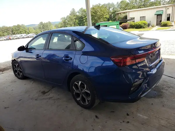 3KPF24AD9ME284206 2021 KIA FORTE - Image 2