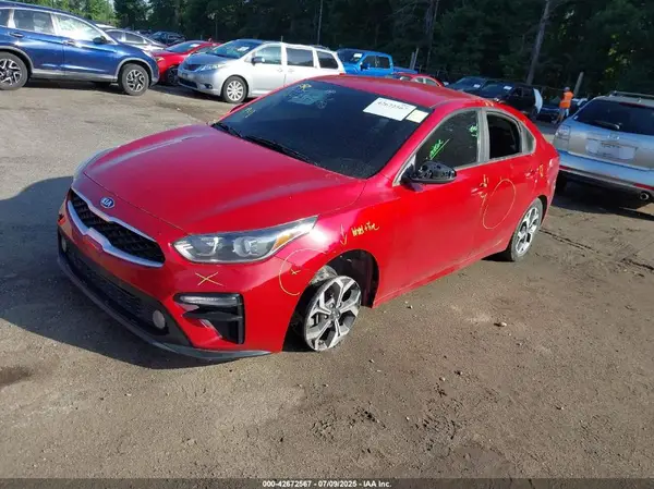 3KPF24AD9ME284285 2021 KIA FORTE - Image 2