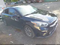 3KPF24AD9ME284948 2021 KIA FORTE