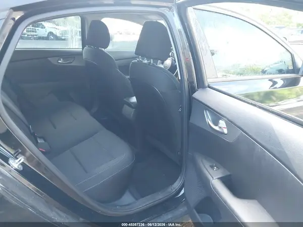3KPF24AD9ME284948 2021 KIA FORTE - Image 8