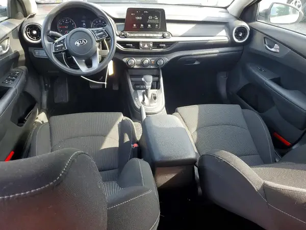 3KPF24AD9ME285680 2021 KIA FORTE - Image 8