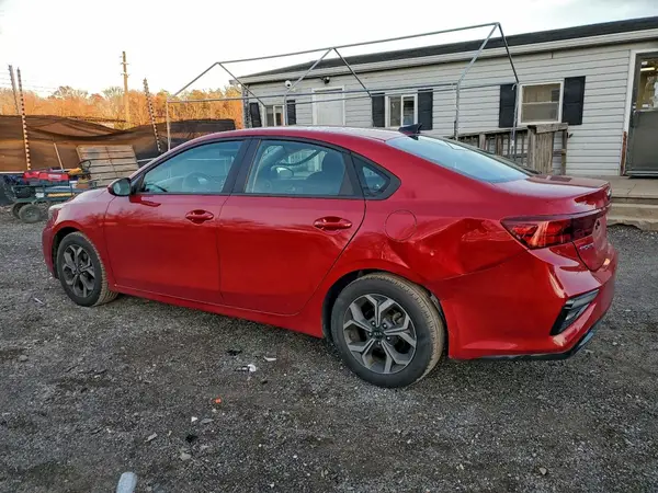 3KPF24AD9ME288076 2021 KIA FORTE - Image 2