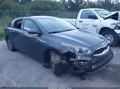 3KPF24AD9ME288725 2021 KIA FORTE