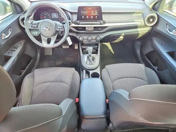 3KPF24AD9ME289874 2021 KIA FORTE - Image 8