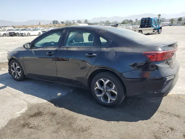 3KPF24AD9ME294346 2021 KIA FORTE - Image 2