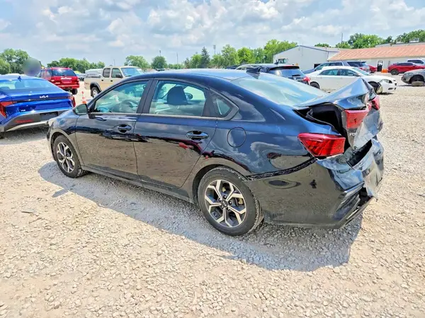 3KPF24AD9ME297506 2021 KIA FORTE - Image 2