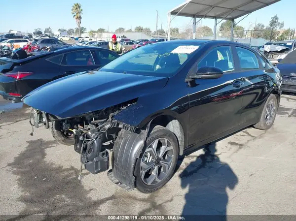 3KPF24AD9ME297540 2021 KIA FORTE - Image 2