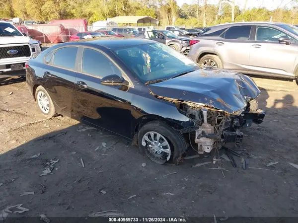 3KPF24AD9ME299384 2021 KIA FORTE - Image 1