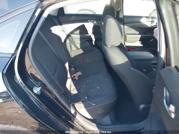 3KPF24AD9ME299384 2021 KIA FORTE - Image 8