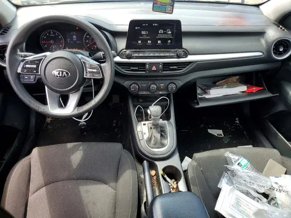 3KPF24AD9ME301599 2021 KIA FORTE - Image 8