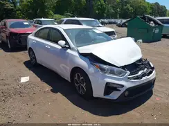 3KPF24AD9ME302607 2021 KIA FORTE