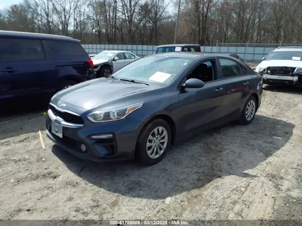 3KPF24AD9ME303000 2021 KIA FORTE - Image 2
