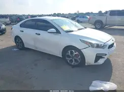 3KPF24AD9ME304082 2021 KIA FORTE
