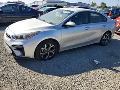 3KPF24AD9ME305698 2021 KIA FORTE