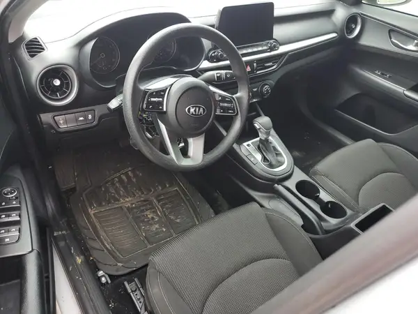 3KPF24AD9ME307743 2021 KIA FORTE - Image 8