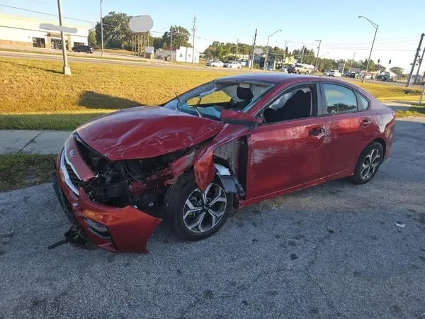3KPF24AD9ME309217 2021 KIA FORTE - Image 2