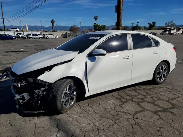 3KPF24AD9ME310352 2021 KIA FORTE - Image 1