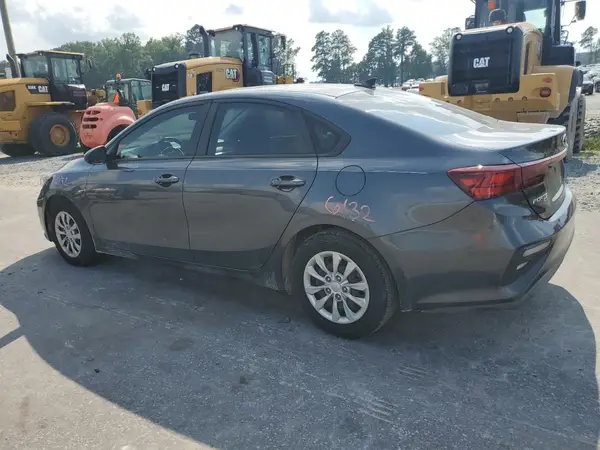 3KPF24AD9ME313106 2021 KIA FORTE - Image 2