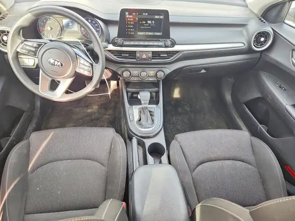 3KPF24AD9ME314563 2021 KIA FORTE - Image 8