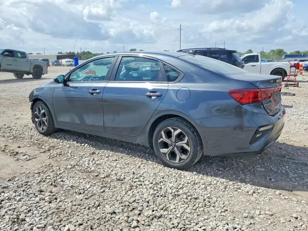 3KPF24AD9ME317365 2021 KIA FORTE - Image 2