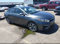 3KPF24AD9ME318838 2021 KIA FORTE