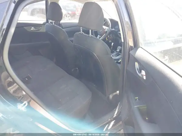 3KPF24AD9ME319732 2021 KIA FORTE - Image 8