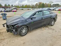 3KPF24AD9ME323215 2021 KIA FORTE