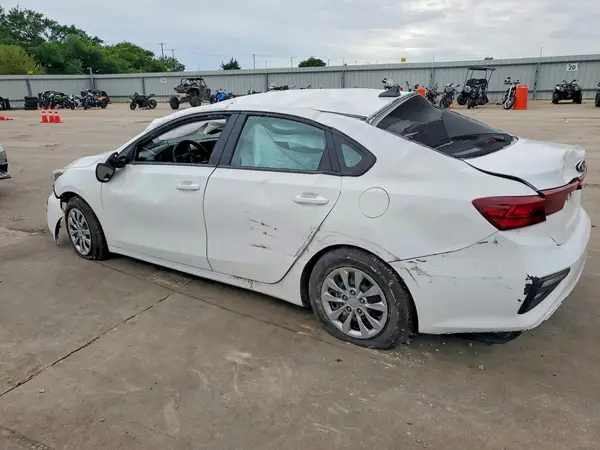3KPF24AD9ME323697 2021 KIA FORTE - Image 2