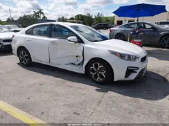 3KPF24AD9ME324963 2021 KIA FORTE