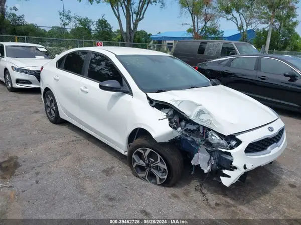 3KPF24AD9ME329712 2021 KIA FORTE - Image 1
