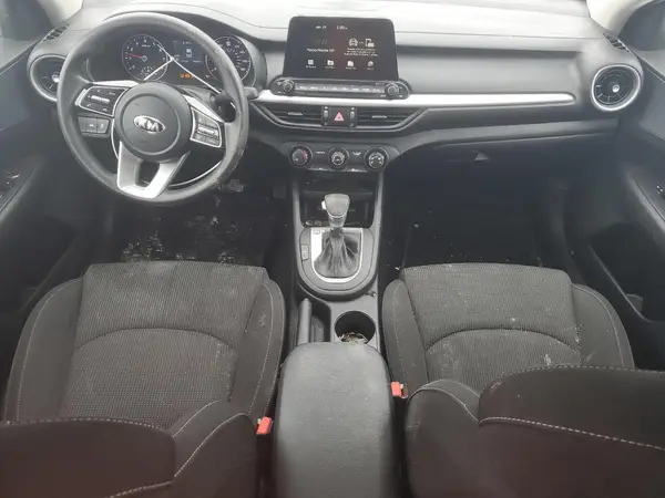 3KPF24AD9ME330374 2021 KIA FORTE - Image 8