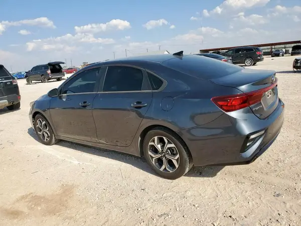 3KPF24AD9ME330973 2021 KIA FORTE - Image 2