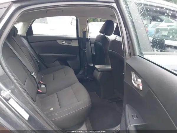 3KPF24AD9ME334148 2021 KIA FORTE - Image 8