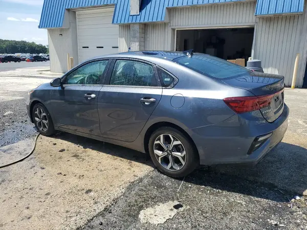 3KPF24AD9ME334313 2021 KIA FORTE - Image 2