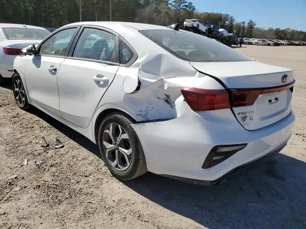 3KPF24AD9ME335123 2021 KIA FORTE - Image 2