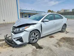 3KPF24AD9ME335221 2021 KIA FORTE