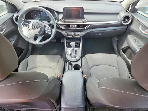3KPF24AD9ME335221 2021 KIA FORTE - Image 8