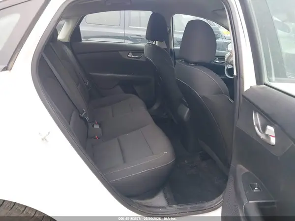 3KPF24AD9ME337583 2021 KIA FORTE - Image 8