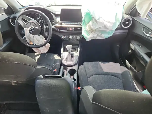 3KPF24AD9ME340161 2021 KIA FORTE - Image 8
