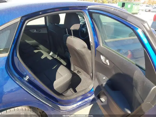 3KPF24AD9ME341858 2021 KIA FORTE - Image 8