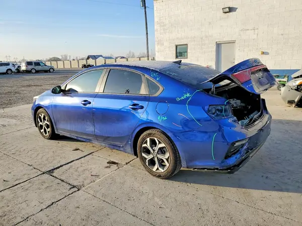 3KPF24AD9ME342931 2021 KIA FORTE - Image 2