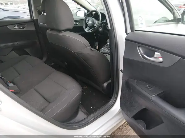 3KPF24AD9ME347238 2021 KIA FORTE - Image 8